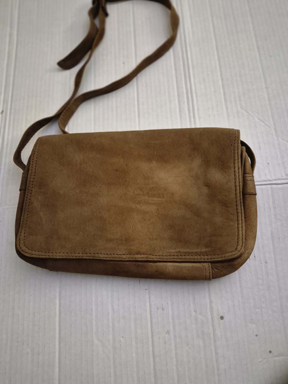 Vintage Wilsons The Leather Experts Women's Brown Suede / Nubuck Crossbody Bag